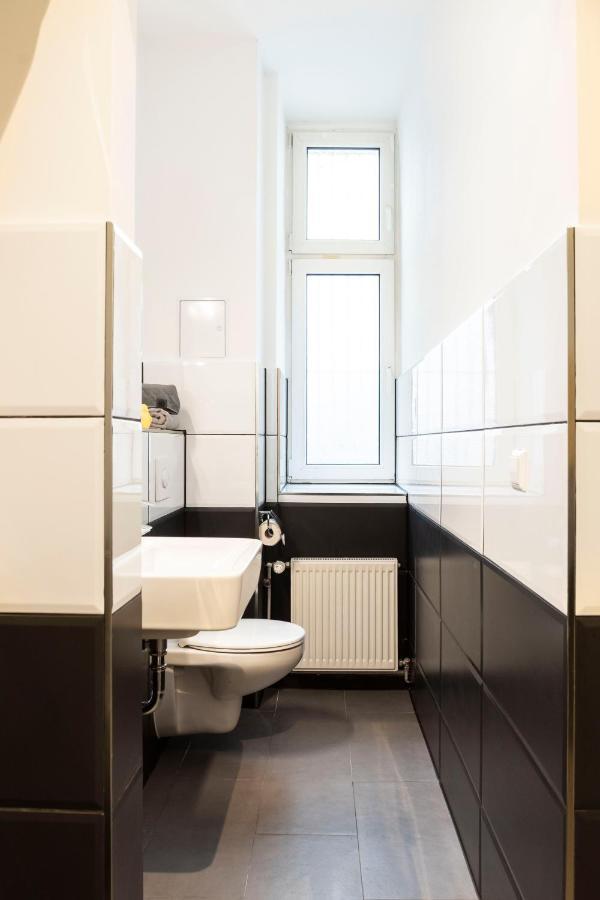 Amazing Apartment 1Br For 7 @Mauerpark Pberg Berlin Exterior foto